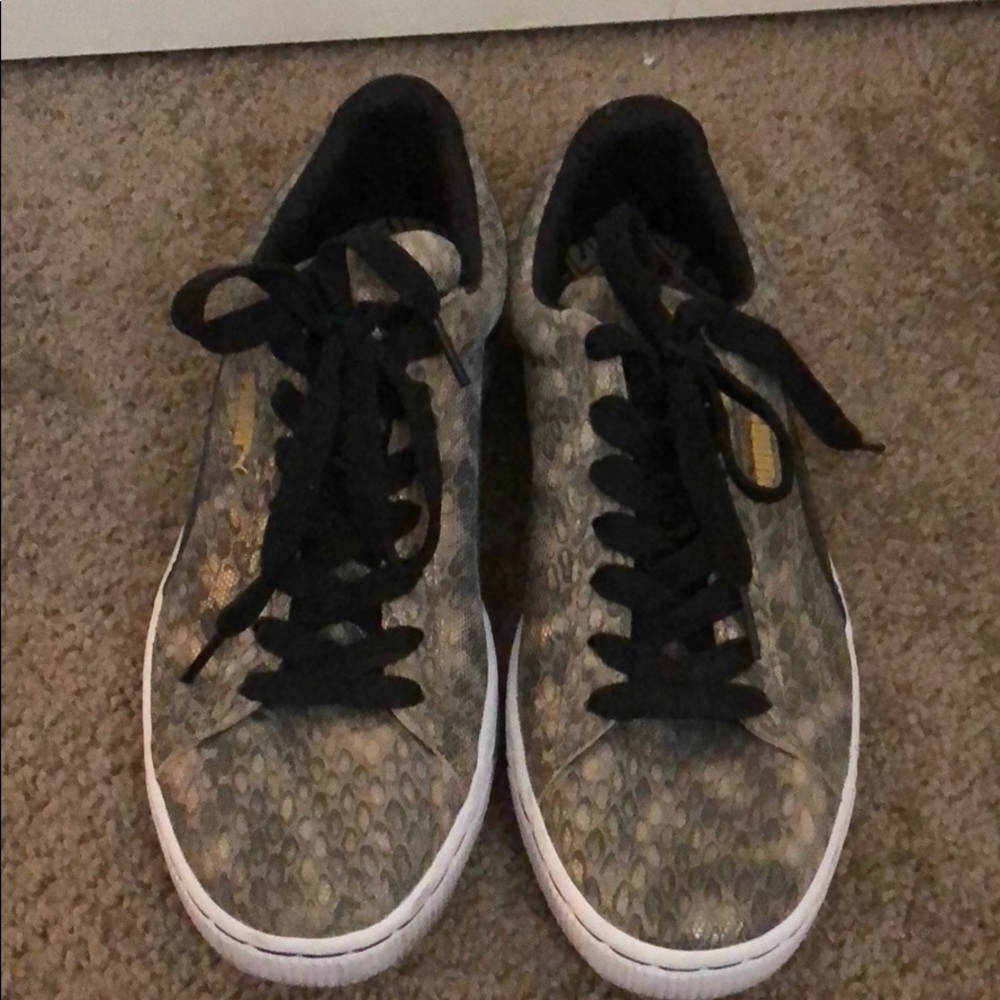 Puma Sneakers